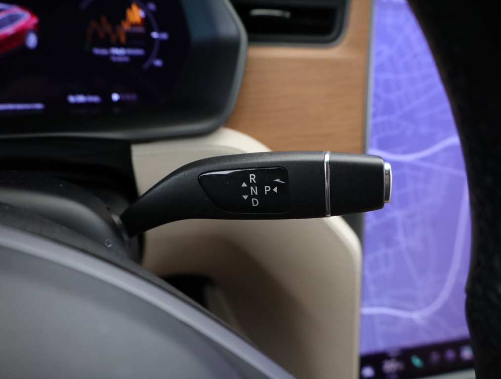 Tesla Model X 4x4 2020 17