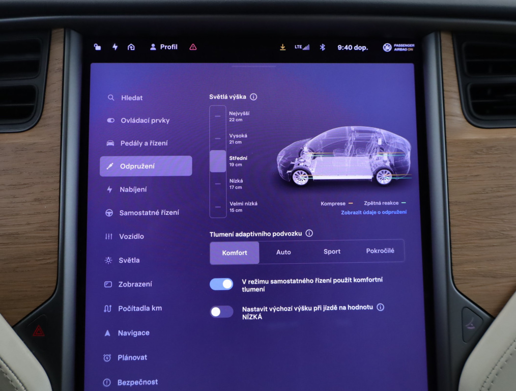 Tesla Model X 4x4 2020 24