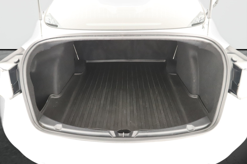Tesla Model 3 4x4 2020 17