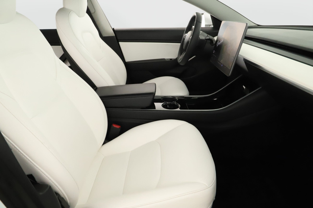 Tesla Model 3 4x4 2020 10