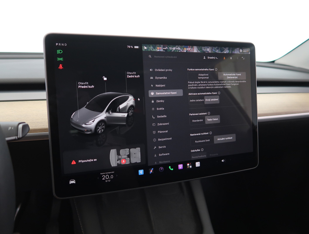 Tesla Model Y 4x4 2022 24