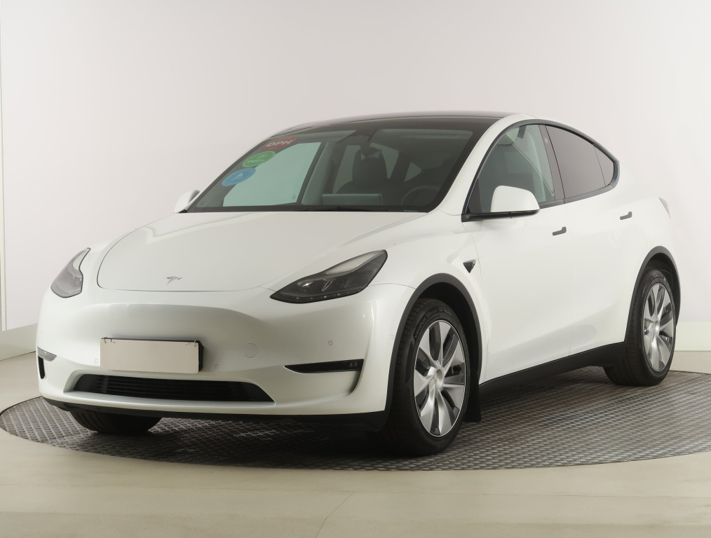 Tesla Model Y 4x4 2022 3