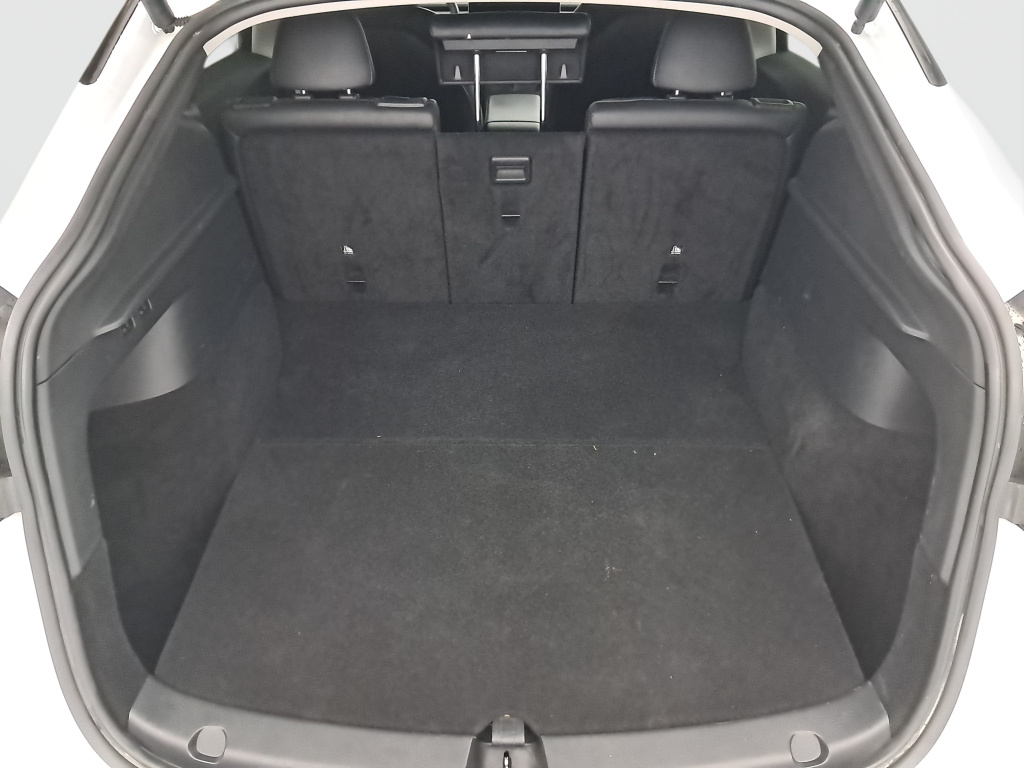 Tesla Model Y 4x4 2022 16