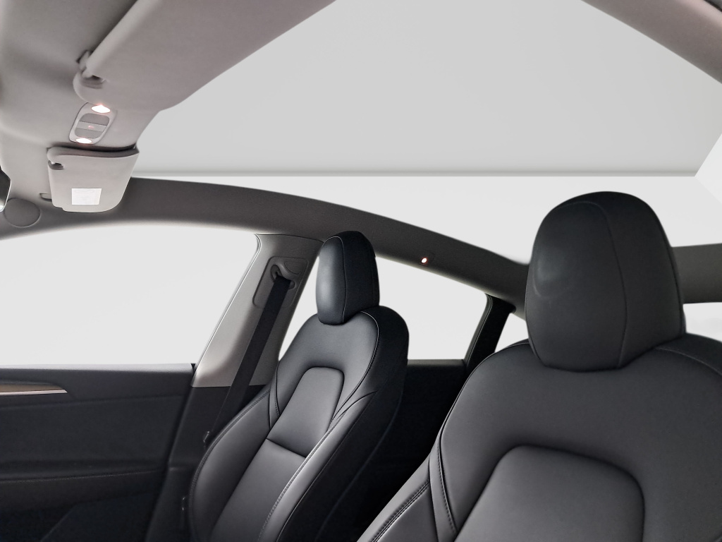 Tesla Model Y 4x4 2022 21