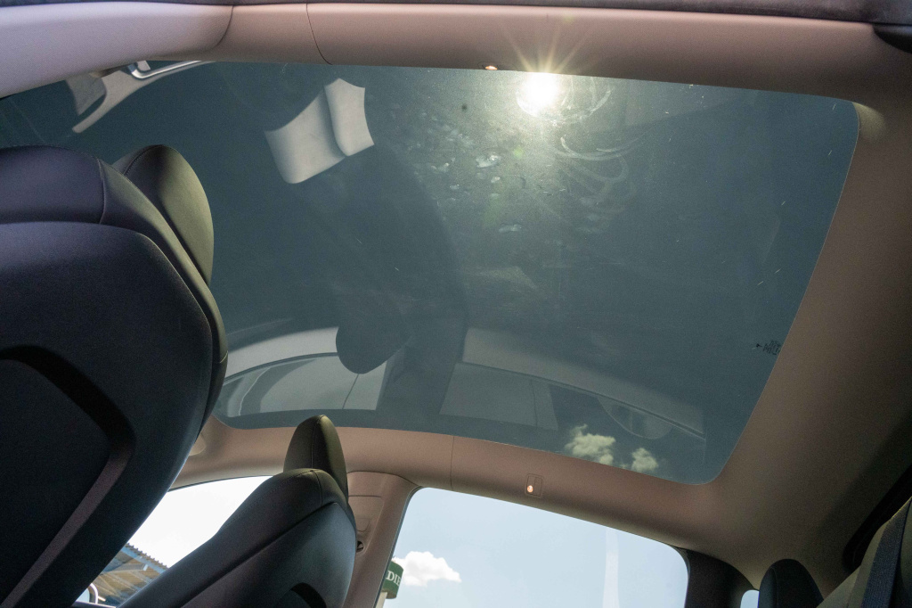 Tesla Model Y 4x4 2022 20