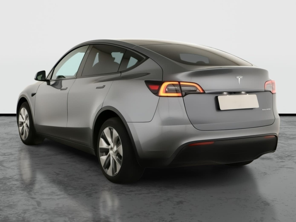 Tesla Model Y 4x4 2023 5