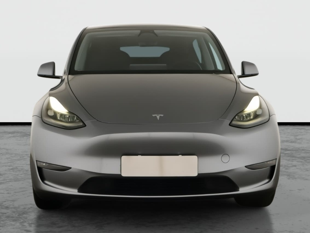 Tesla Model Y 4x4 2023 2