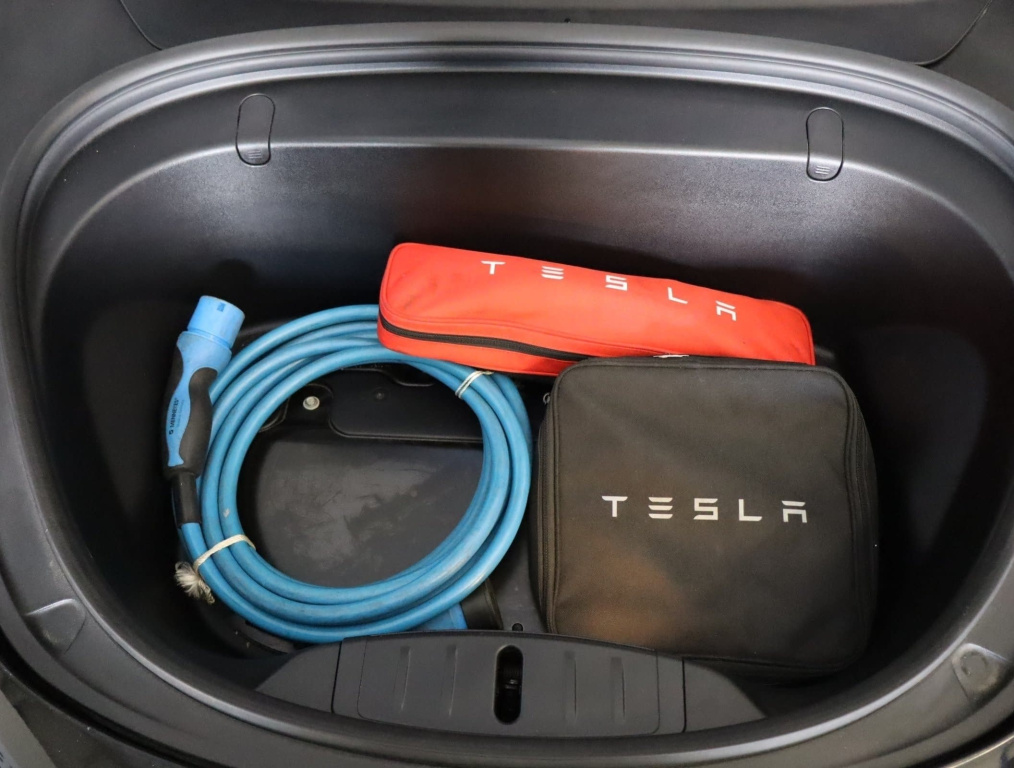 Tesla Model 3 4x4 2019 21