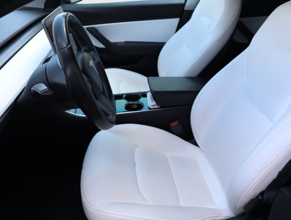 Tesla Model 3 4x4 2019 13