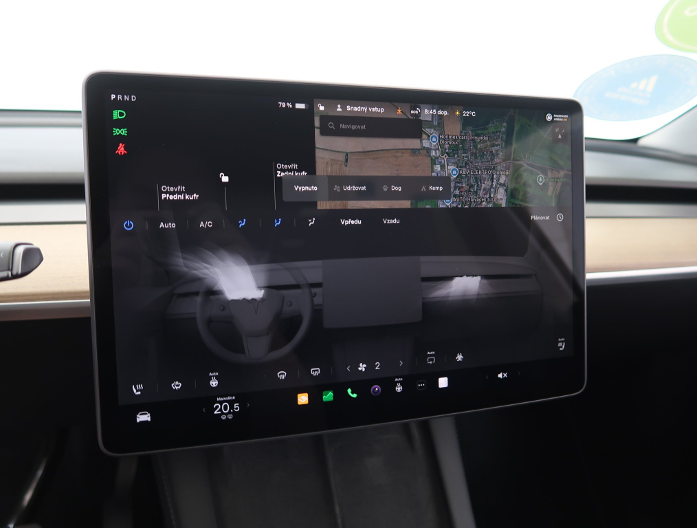Tesla Model Y 4x4 2023 21