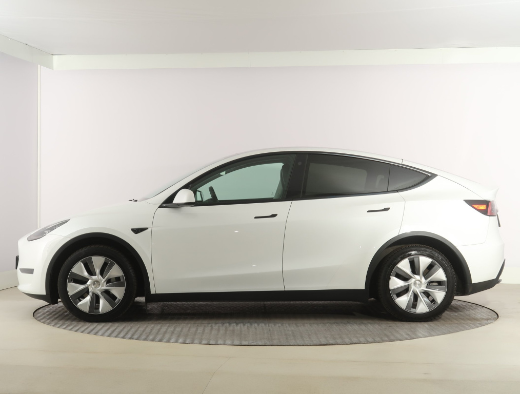 Tesla Model Y 4x4 2023 4