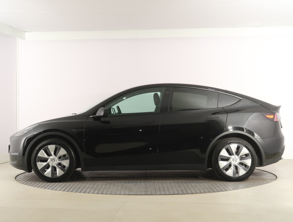 Tesla Model Y 4x4 2023 4
