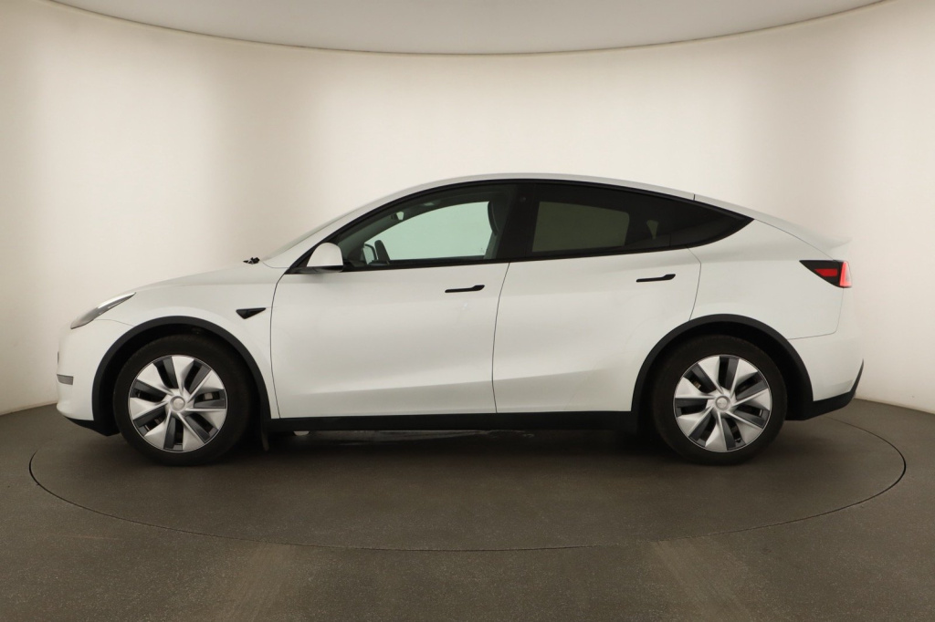 Tesla Model Y 4x4 2023 4
