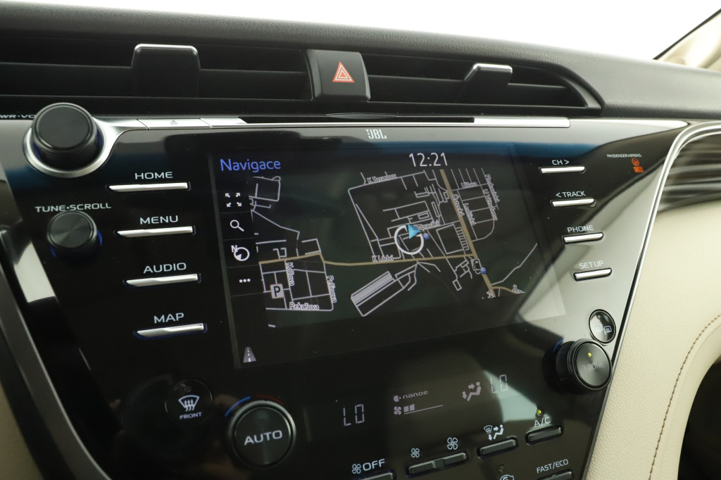 Toyota Camry 2.5 Hybrid 2020 19