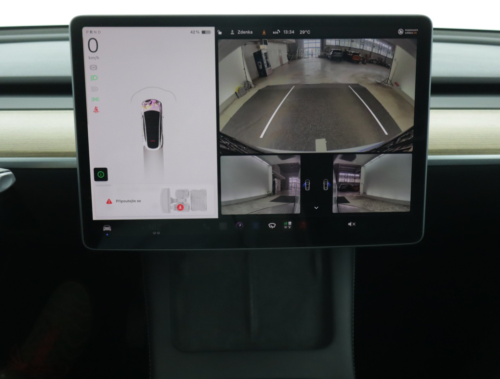 Tesla Model Y 4x4 2022 21