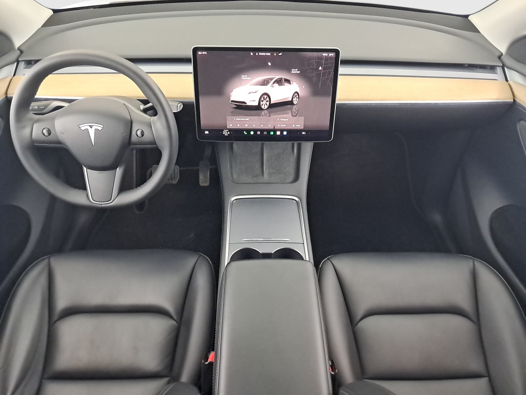 Tesla Model Y 4x4 2022 9