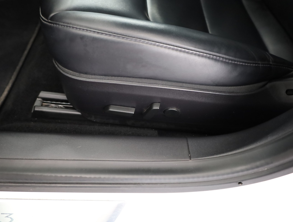 Tesla Model 3 4x4 2020 24