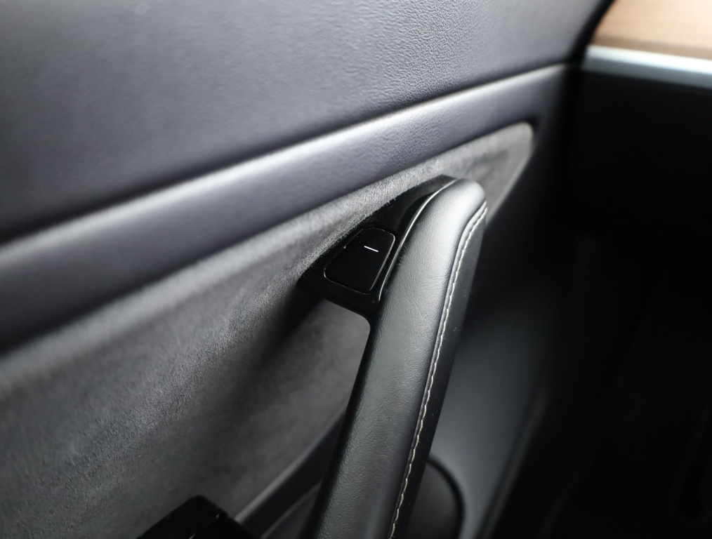 Tesla Model 3 4x4 2020 23