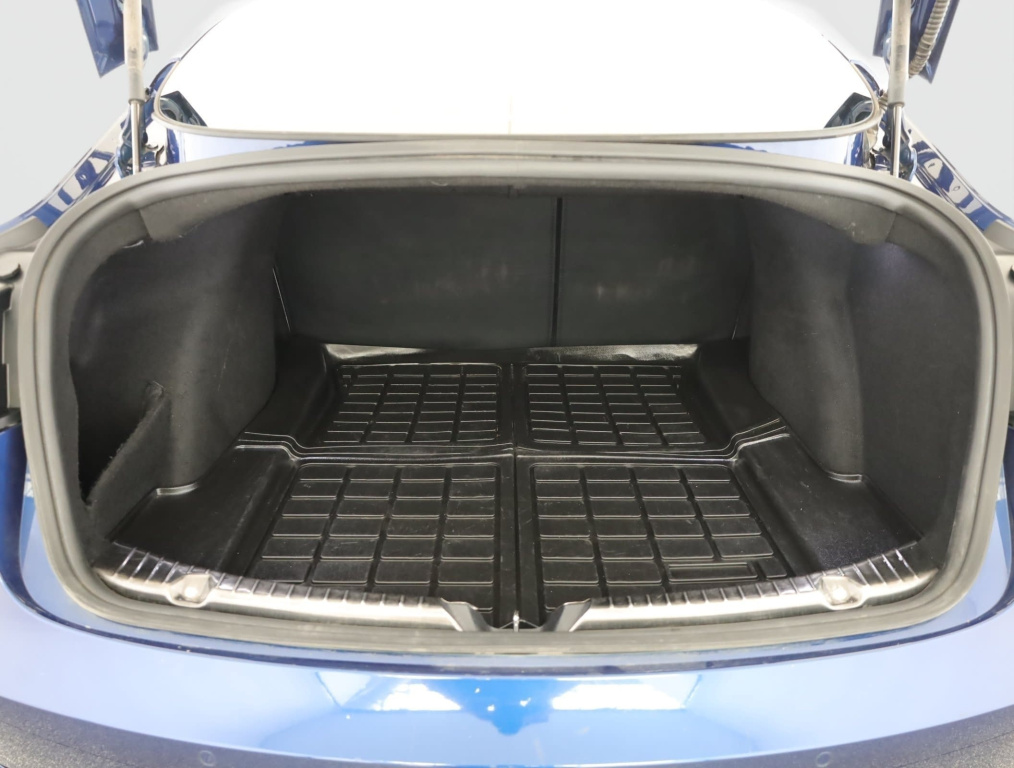Tesla Model 3 4x4 2019 24