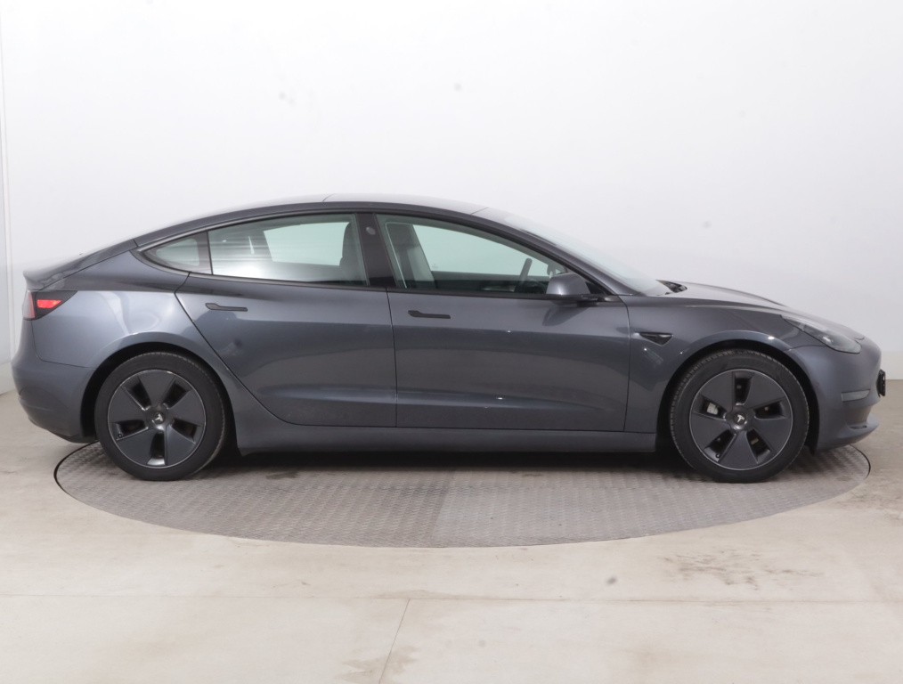 Tesla Model 3 4x4 2021 8