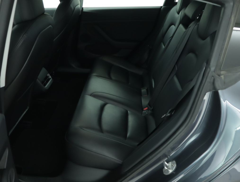 Tesla Model 3 4x4 2021 12
