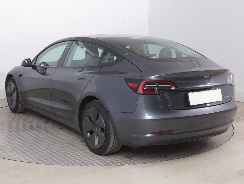 Tesla Model 3 4x4 2021 5