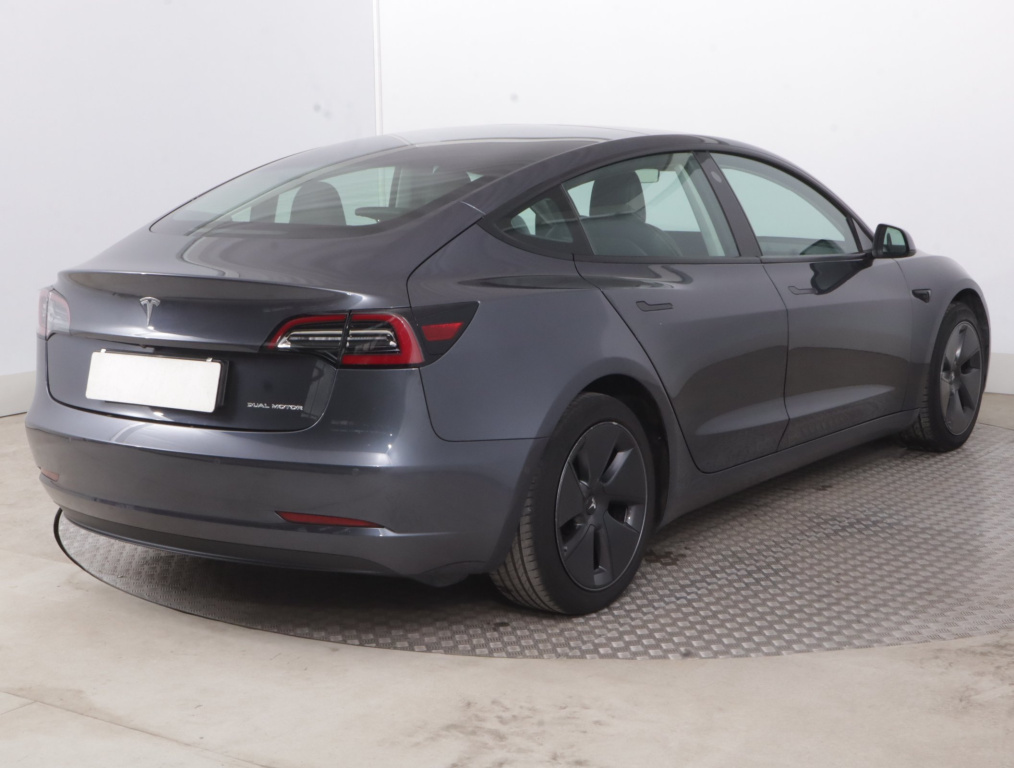 Tesla Model 3 4x4 2021 7