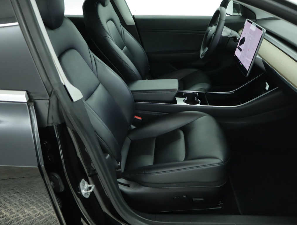 Tesla Model 3 4x4 2019 10