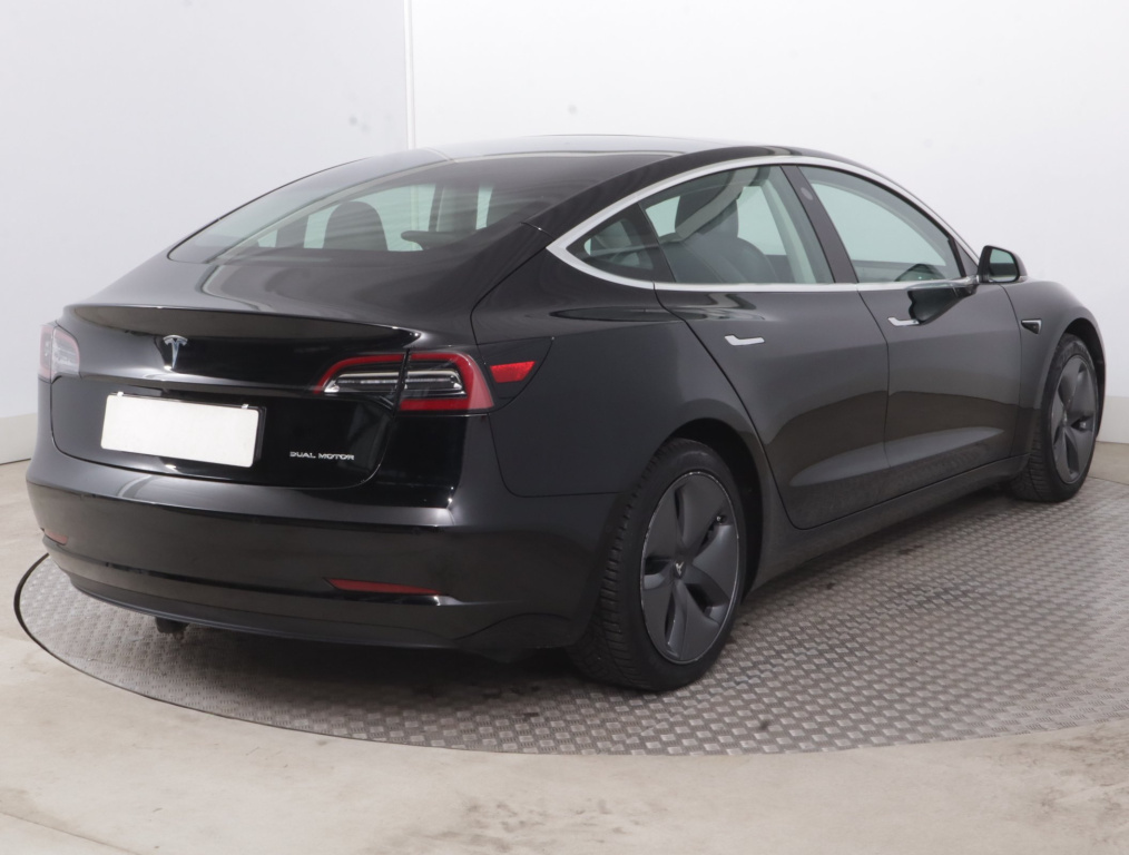 Tesla Model 3 4x4 2019 7