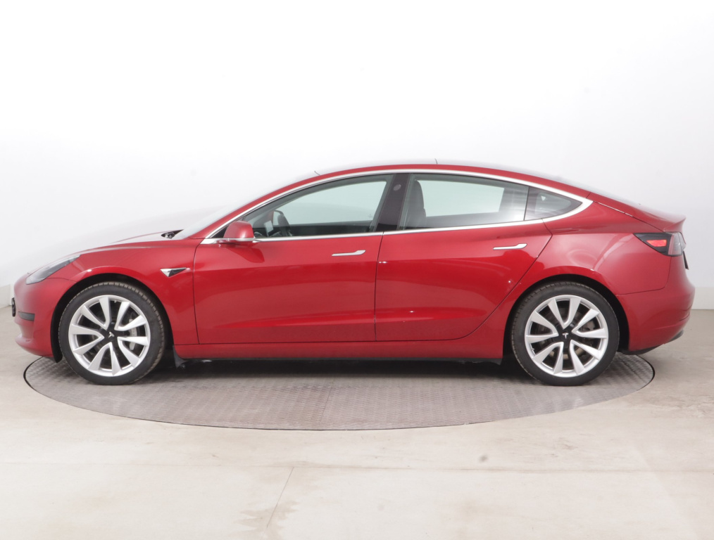 Tesla Model 3 2020 4