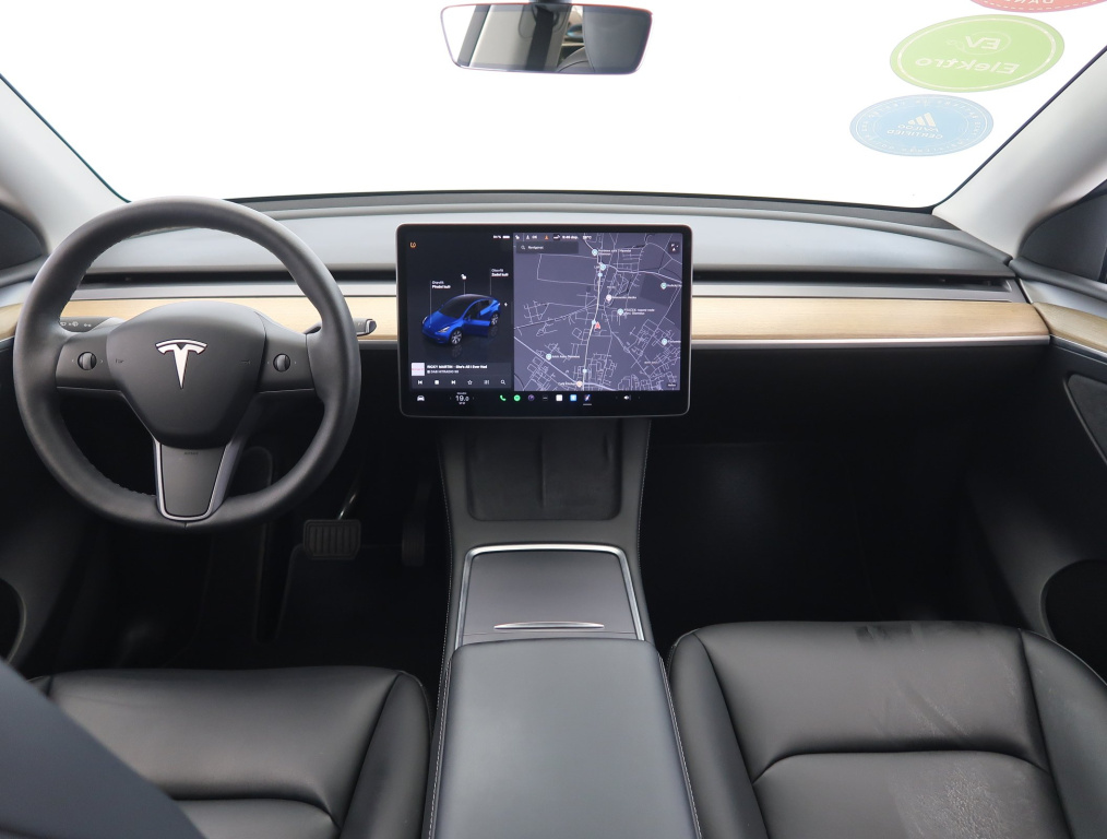 Tesla Model Y 4x4 2022 9