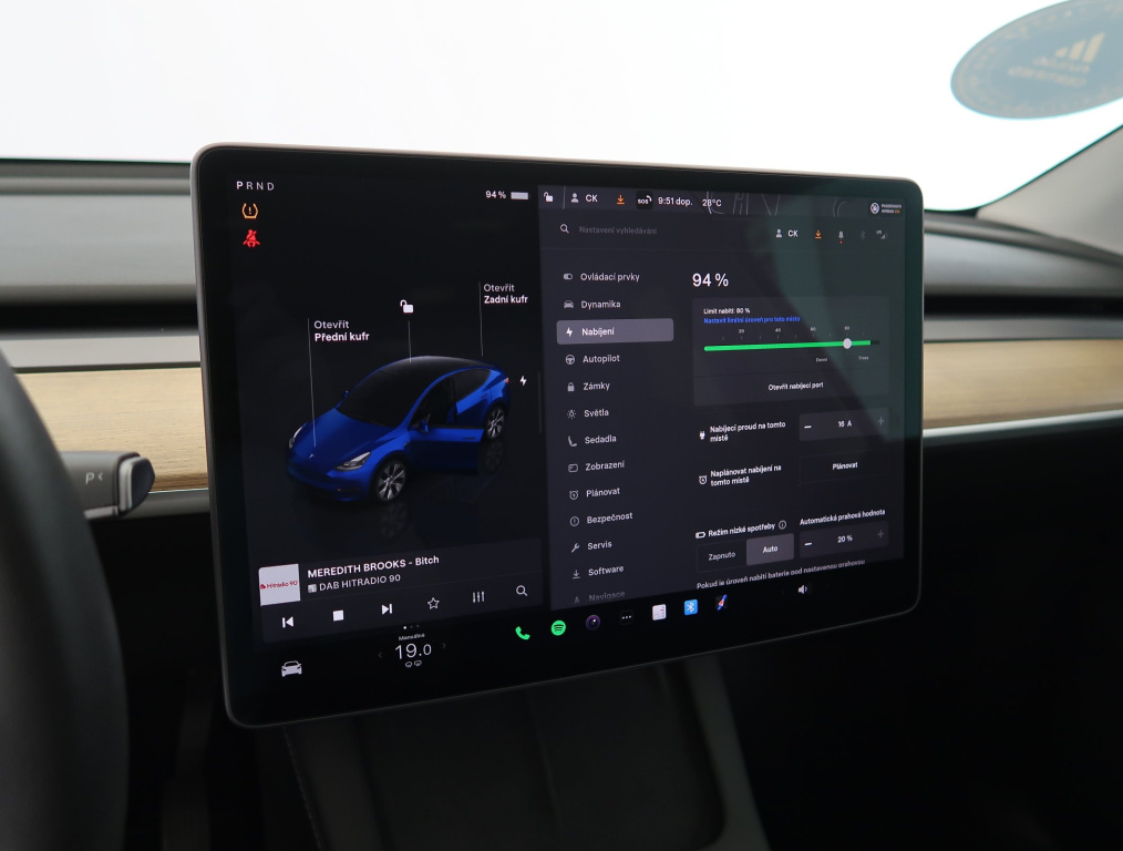Tesla Model Y 4x4 2022 24