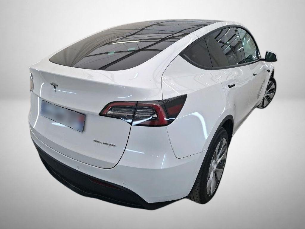 Tesla Model Y 4x4 2022 2