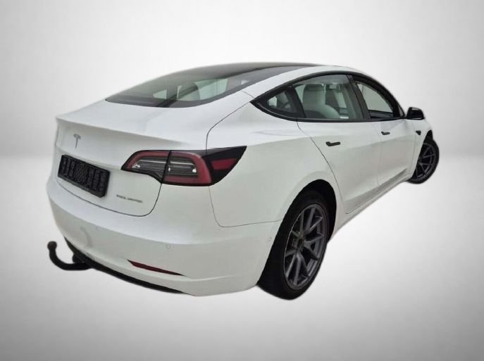Tesla Model 3 4x4 2022 2