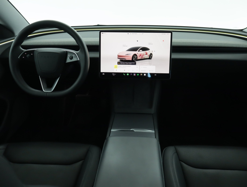 Tesla Model 3 2023 9