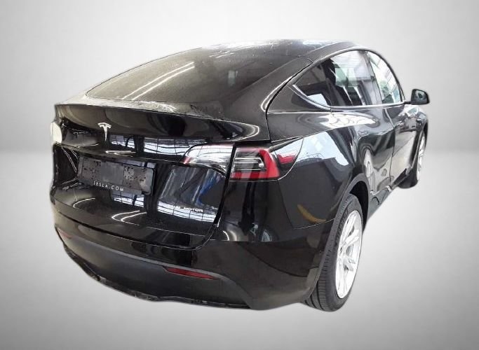 Tesla Model Y 4x4 2022 2