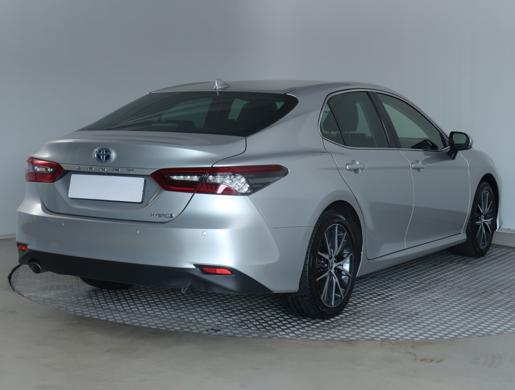 Toyota Camry 2.5 Hybrid 2022 7