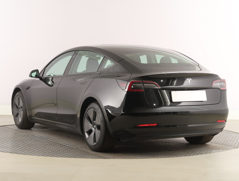 Tesla Model 3 2021 5