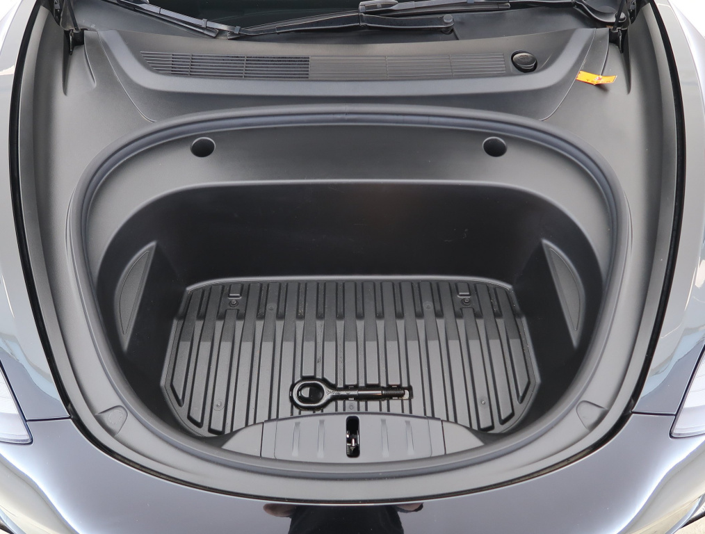 Tesla Model 3 2021 18
