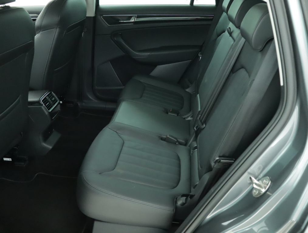 Škoda Kodiaq 2.0 TDI 4x4 2023 12