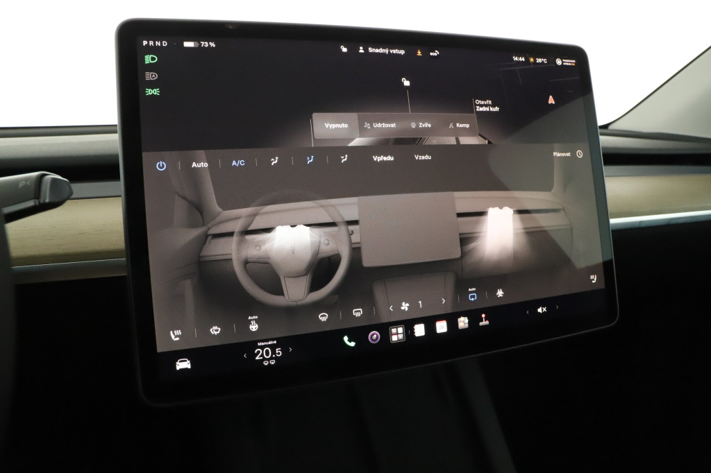 Tesla Model Y 4x4 2023 22