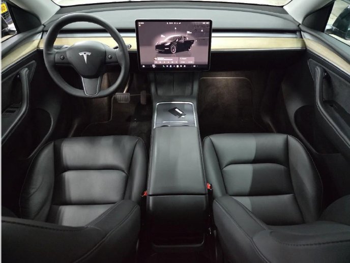 Tesla Model Y 4x4 2023 3