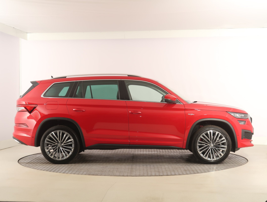 Škoda Kodiaq 2.0 TDI 4x4 2024 8