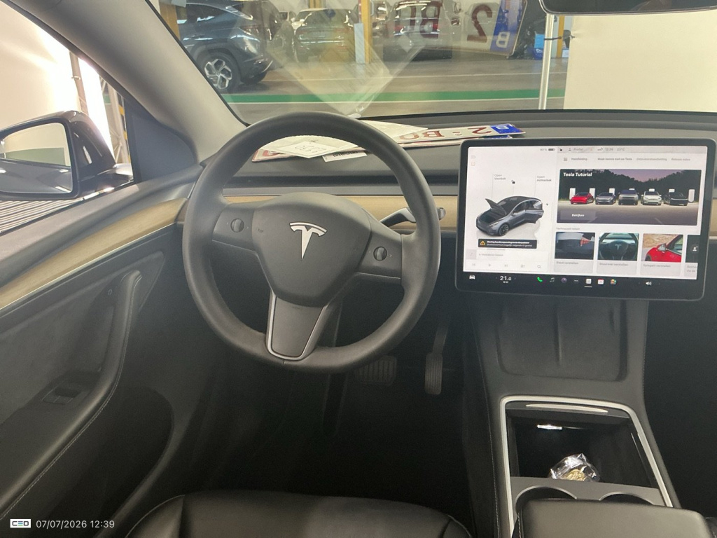 Tesla Model Y 4x4 2022 3