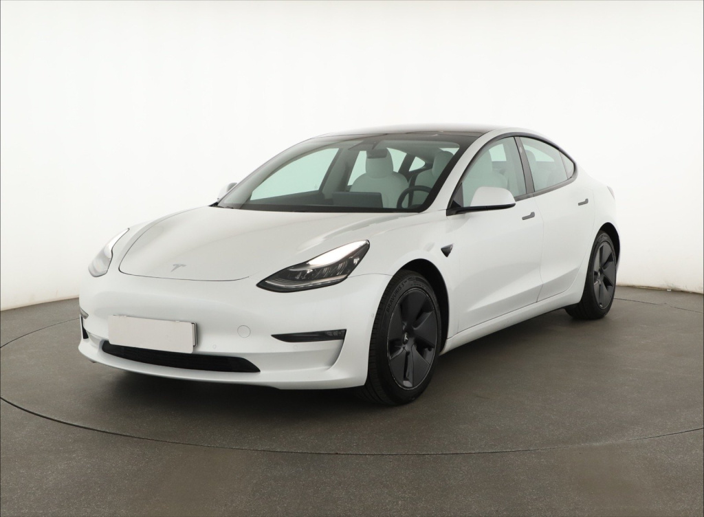 Tesla Model 3 4x4 2020 3