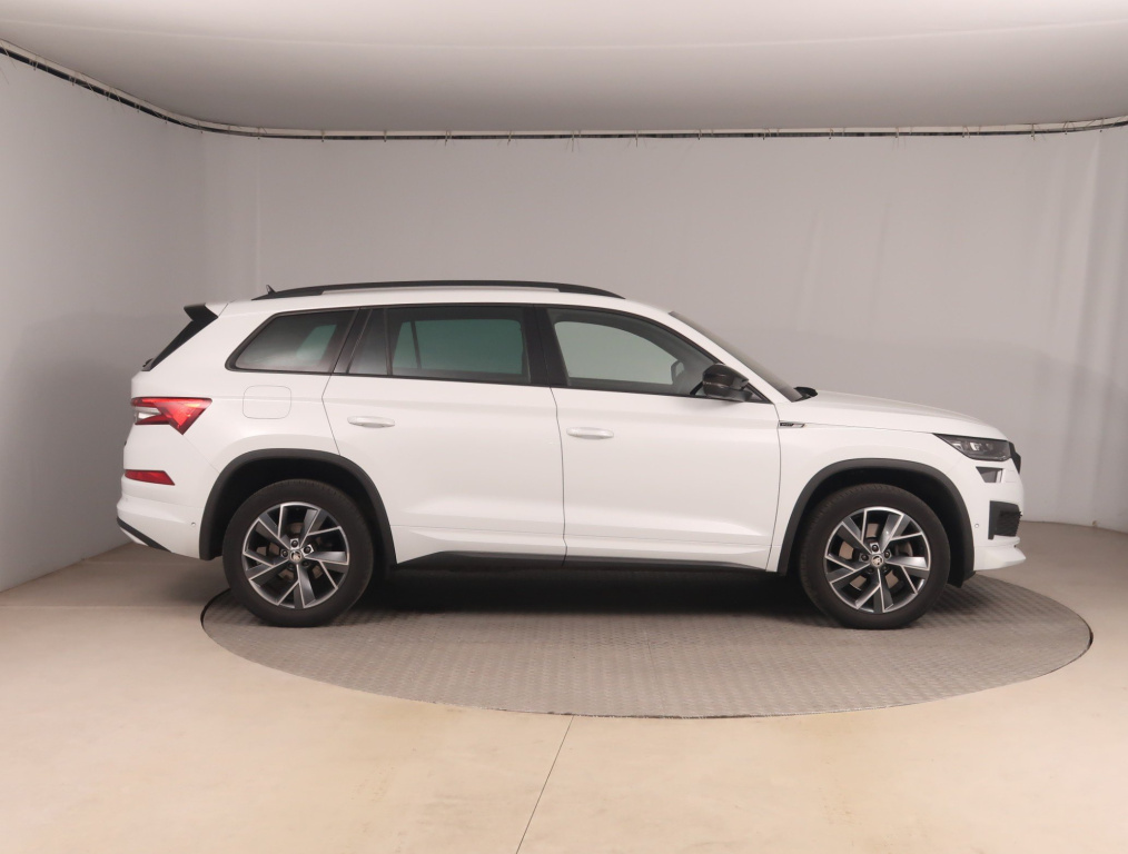 Škoda Kodiaq 2.0 TDI 4x4 2023 8