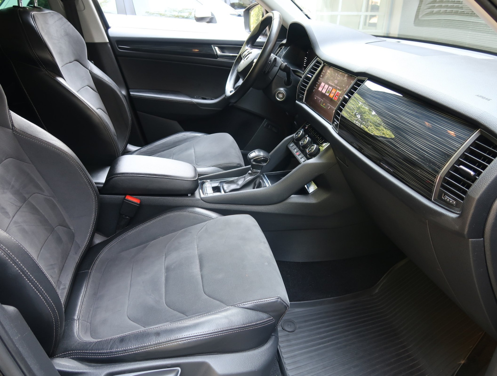 Škoda Kodiaq 2.0 TSI 4x4 2021 10