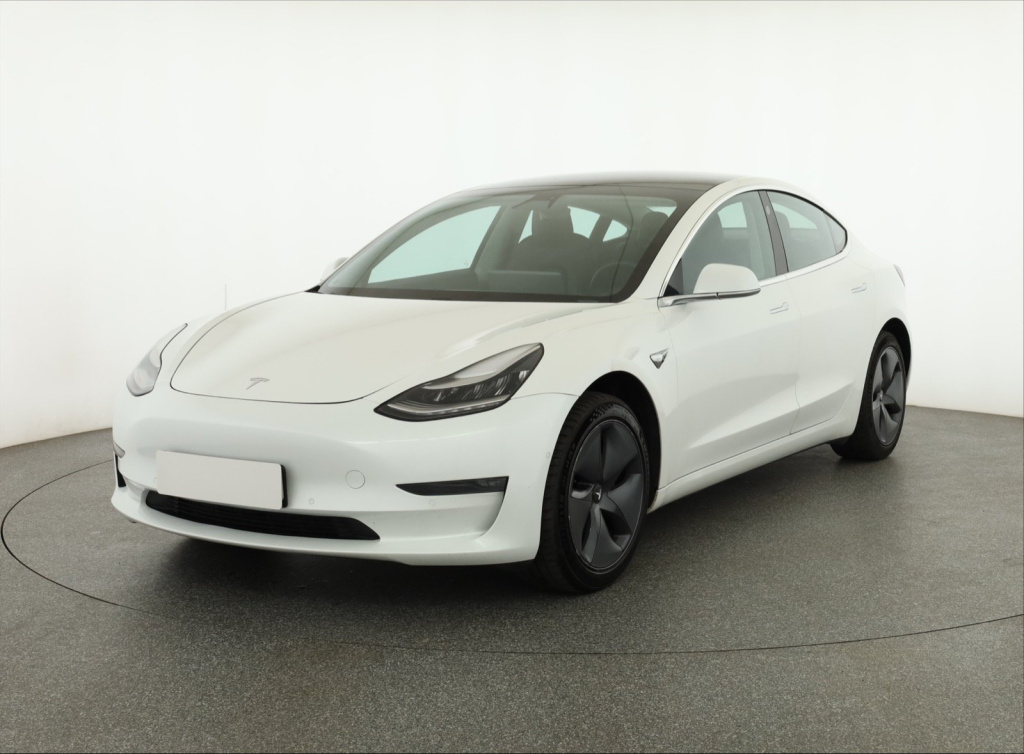 Tesla Model 3 2019 3