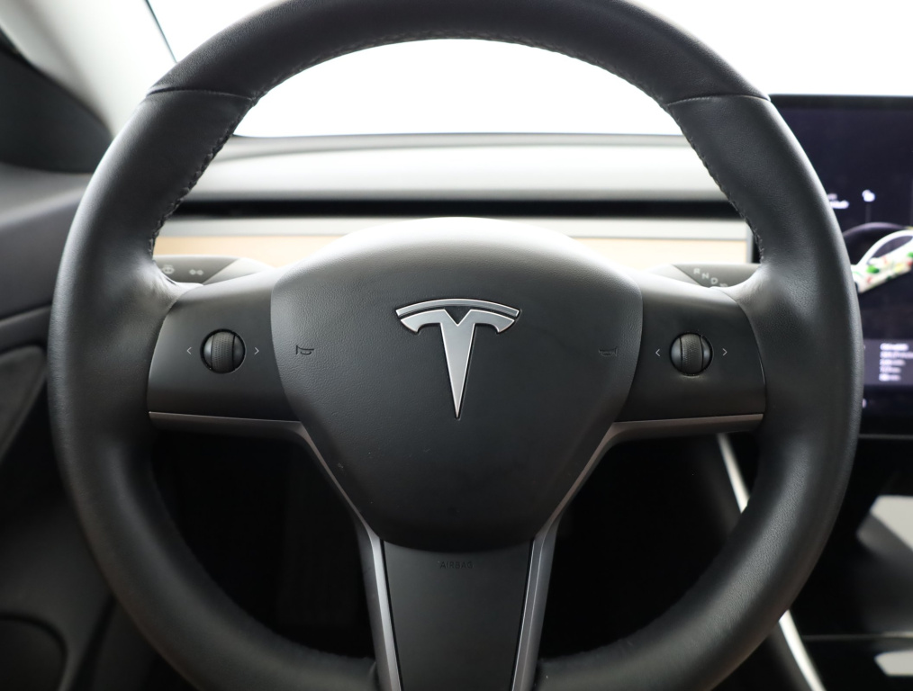 Tesla Model 3 2019 14