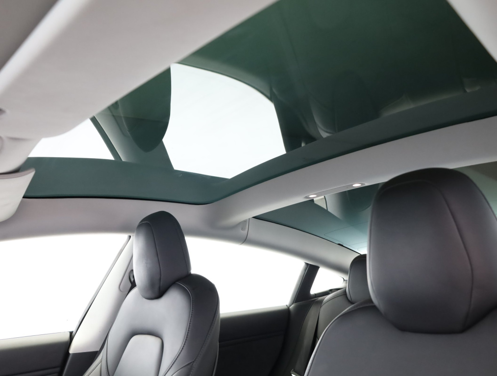 Tesla Model 3 2019 23